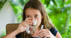 Diet Tip #35: Don't drink water during meals to avoid indigestion