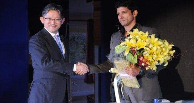 Farhan Akhtar promotes OMRON's new glucometer