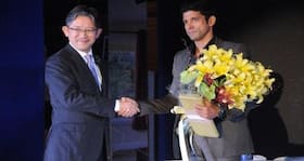 Farhan Akhtar promotes OMRON's new glucometer Farhan Akhtar promotes OMRON's new glucometer