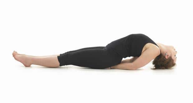 Matsyasana Or Fish Pose To Relieve Pain In Neck & Shoulders - Boldsky.com