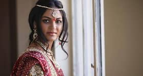 Bridal hairdos -- how to style your hair without harming it