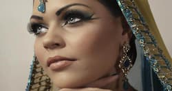 Bridal make-up trend -- smokey eyes