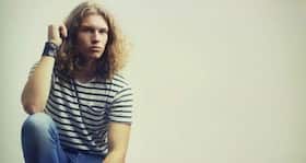 How do I manage long hair? (Male Grooming Query)