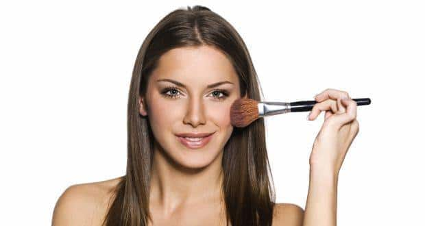 Make-up tips by expert to put your best face forward!