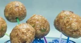 Healthy recipes your kids will love: Oats lollipop