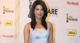 Priyanka Chopra to avoid gaining extra muscle for Mary Kom biopic