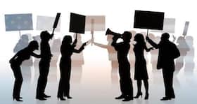100 striking nurses arrested in Bangalore