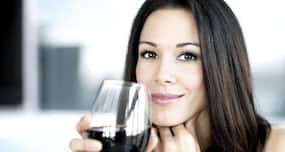Want a healthy heart? Drink wine and exercise