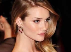 Rosie Huntington-Whiteley favours balanced diet