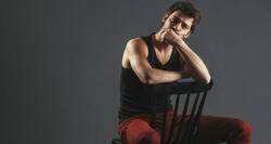 How do I pick the right sleeveless T-shirt? (Male Grooming Query)