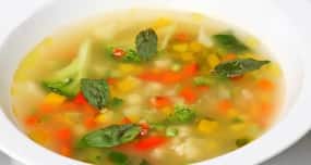 Healthy Valentine’s Day recipe: Vegetable and Basil Soup