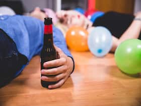 New Year's Eve Party: Tips To Prevent Hangover