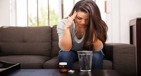 Migraine: जब हो माइग्रेन तो ना खाएं ये 3 चीज़ें, बढ़ सकती हैं गम्भीर सिरदर्द से जुड़ी समस्याएं