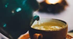 5 hot, healthy drinks to keep you toasty this winter