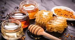 Manuka honey can prevent periodontal disease, heal wounds and make your skin blemish-free too
