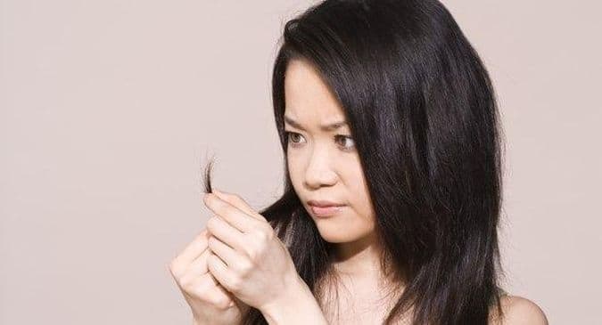 4 Effective Remedies to Treat Hair Split Ends and get Long and Shiny Hair  In Hindi | दो-मुंहे बालों को काटना छोड़े और करें इन 4 नुस्‍खों का  इस्‍तेमाल, पाएं लंबे और