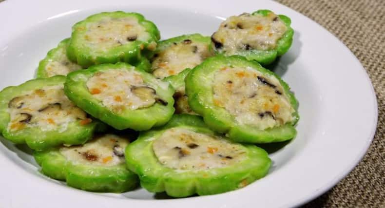 Weight Loss Foods: वेट लॉस के लिए हाई फाइबर और विटामिन वाले खाएं ये फूड्स