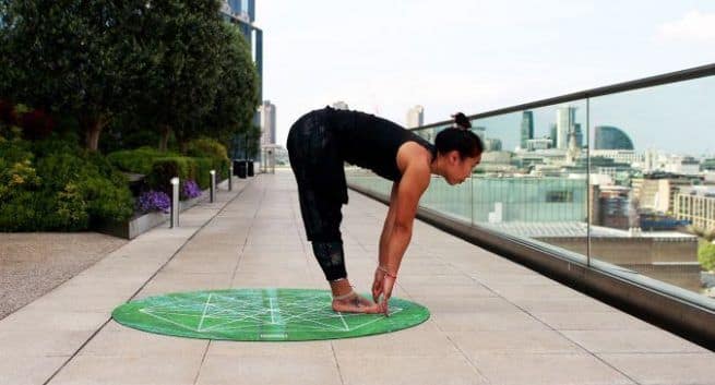 easy yoga poses for back and shoulder pain in Hindi