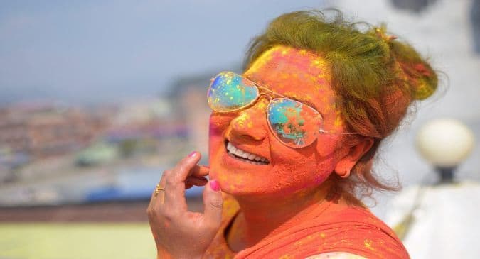 holi skin