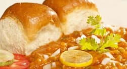 Pav bhaji is what Varun Dhawan wants to treat Donald Trump with: 5 ways to make the amazing dish healthy