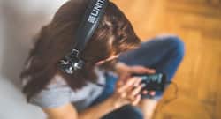 Social Media Smartphone: सोशल मीडिया और स्मार्टफोन किशोर बच्चों के मानसिक स्वास्थ्य पर कुछ ऐसे कर रहा असर