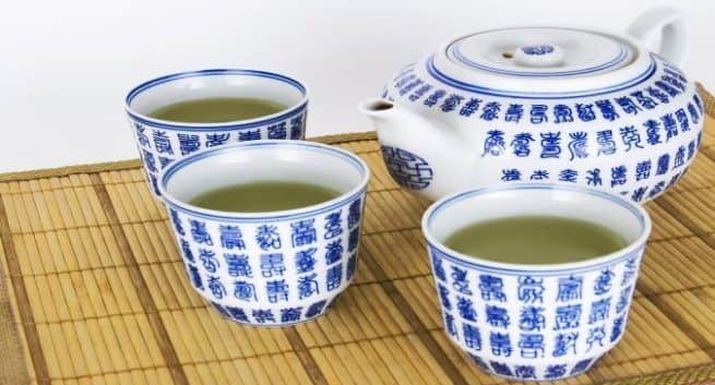 Benefits of green tea for skin in Hindi: ग्रीन टी पीने से ...
