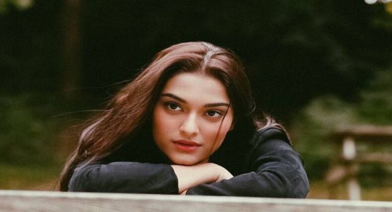 Saiee Manjrekar: सई मांजरेकर के ब्यूटी टिप्स और स्किन केयर सीक्रेट्स