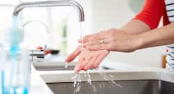 कोरोना वायरस से बचने के लिए हाथ कैसे धोएं।