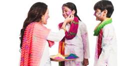 कोरोना वायरस से बचने के लिए होली टिप्स।