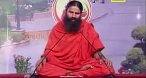 बाबा रामदेव ने बताया कोराेना वायरस से बचने का तरीका।