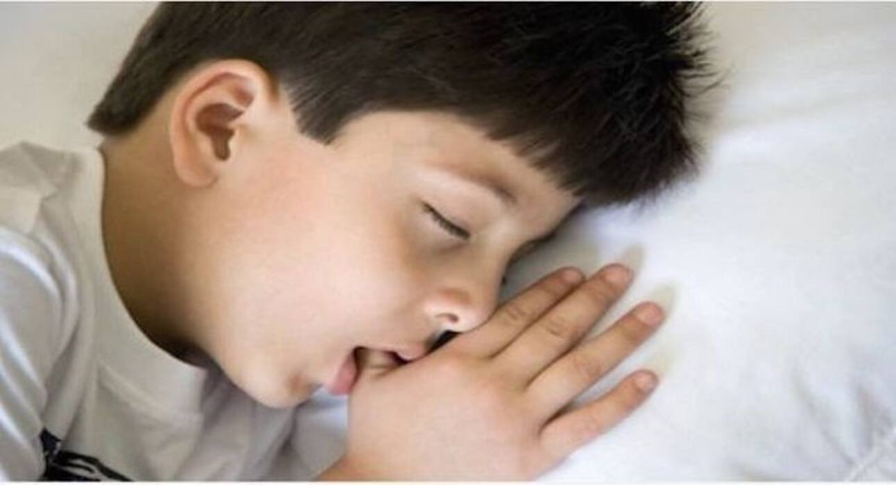 6 bad habits that could be damage your child’s teeth