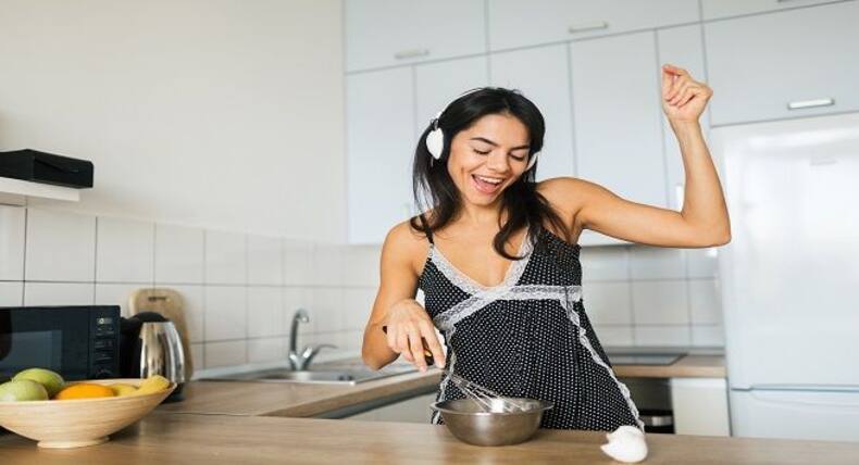 Weight Loss Tips:  मेटाबॉलिक रेट हो अच्छी तो तेज़ी से होता है वेट लॉस, लॉकडाउन में घर में रहकर यूं बढ़ाएं मेटाबॉलिज़्म