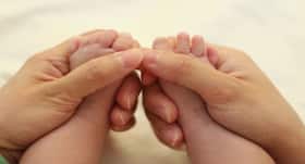 Covid Toes in kids in Hindi, बच्चों में नजर आया कोरोनावायरस का नया लक्षण कोविड टोज, क्या है कोविड टोज