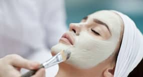 Wheat Flour Face Pack: घर पर बनाएं आटे का फेसपैक
