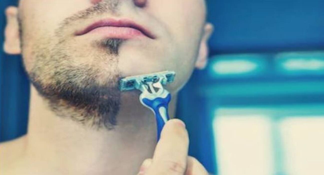 Men's Grooming: लॉकडाउन में जब करें घर पर शेविंग, तो ना दोहराएं ये 5 ग़लतियां, मिलेगी परफेक्ट शेव