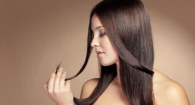 दो मुंहे बालों के लिए क्या लगाएं, करें - What to do for split ends in Hindi
