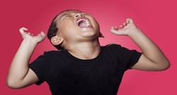 Head Banging : आपका बच्चा बार-बार पटक रहा है सिर? जानें कारण