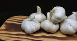The humble garlic can help you lose weight and keep diseases away