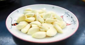 The humble garlic can make you look young and beautiful The humble garlic can make you look young and beautiful