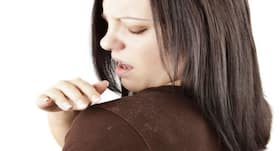 Dandruff Home Remedies in Hindi, डैंड्रफ की समस्या को दूर करने के घरेलू उपाय