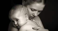 Mother's Day 2020: जानिए कब और क्यों मनाया जाता है मदर्स डे, करें ये योगासन