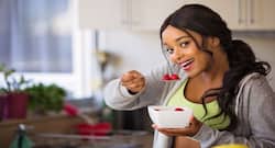 Post-Pregnancy Diet in Hindi, पोस्ट प्रेग्नेंसी डाइट टिप्स, डिलीवरी के बाद कैसा हो खानपान