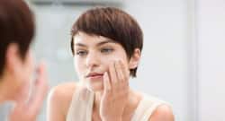 7 tips to avoid a puffy face in the morning