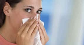 Symptoms of Corona & Flu in Hindi: कोरोनावायरस और फ्लू के लक्षण, कैसे करें फ्लू और कोरोना में फर्क