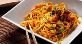 Chinese Food During Pregnancy : प्रेग्नेंसी में चाइनीज फूड खाना हो सकता है खतरनाक Chinese Food During Pregnancy : प्रेग्नेंसी में चाइनीज फूड खाना हो सकता है खतरनाक