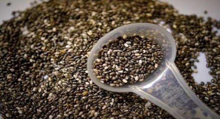 The right way to eat chia seeds for weight loss l TheHealthSite.com