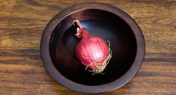 महिलाओं की इन 4 समस्याओं के लिए रामबाण है प्याज