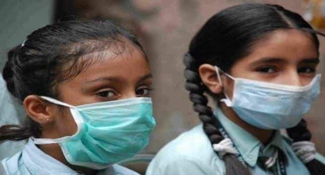 इन कारणों से 12 वर्ष से अधिक उम्र के बच्चों को पहनना होगा मास्क, पढ़ें डब्लूएचओ के नए नियम WHO mask guidelines for children in hindi