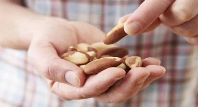 5 superfoods that help control mood swings