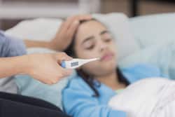 नॉर्मल नहीं है 98.6°F बॉडी टेम्परेचर, जानें बच्चों से लेकर बुजुर्गों तक कितना होना चाहिए नॉर्मल बॉडी टेम्परेचर